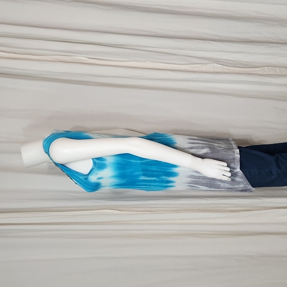 $5☃️Belldini Boho Turquoise, White, Gray Tie Dye Small Sleeveless Tunic - Picture 2 of 12